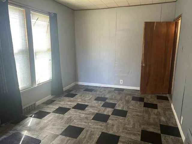 102 S George Street Decatur, MI 49045