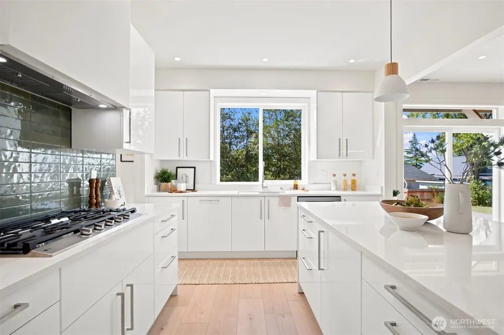 1351 Leighton Street Blaine, WA 98230