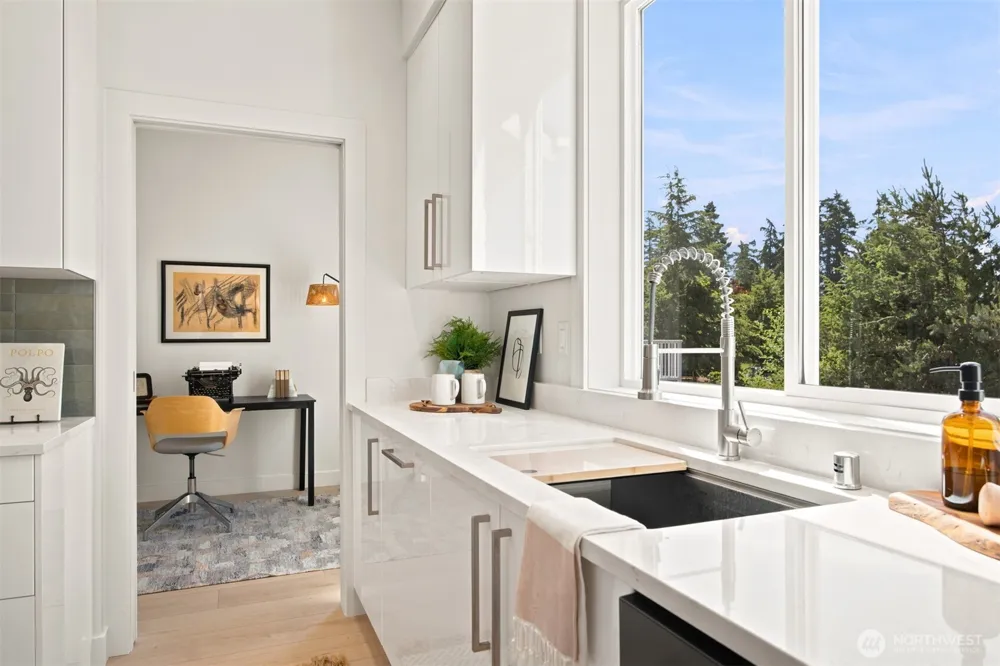 1351 Leighton Street Blaine, WA 98230