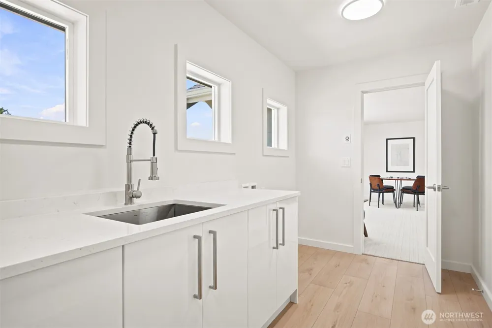 1351 Leighton Street Blaine, WA 98230