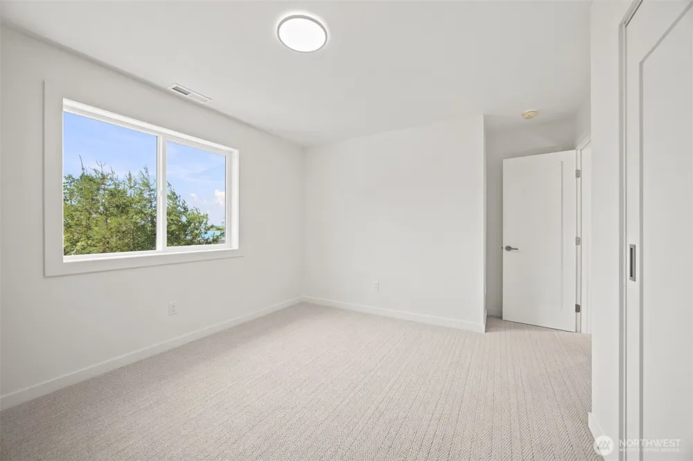 1351 Leighton Street Blaine, WA 98230
