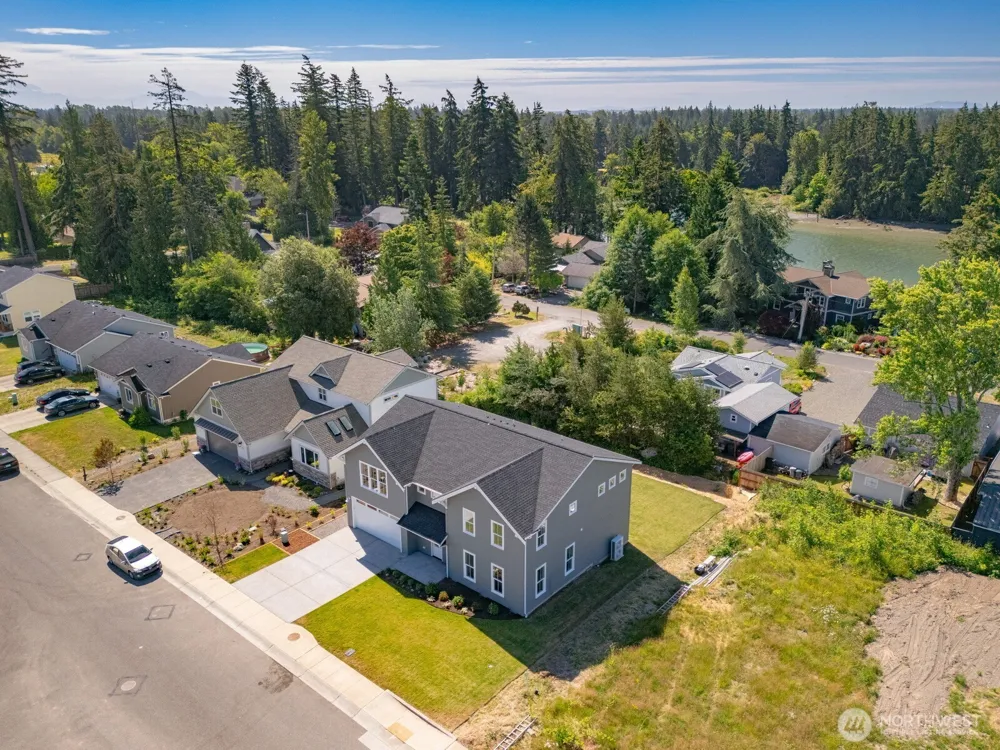 1351 Leighton Street Blaine, WA 98230