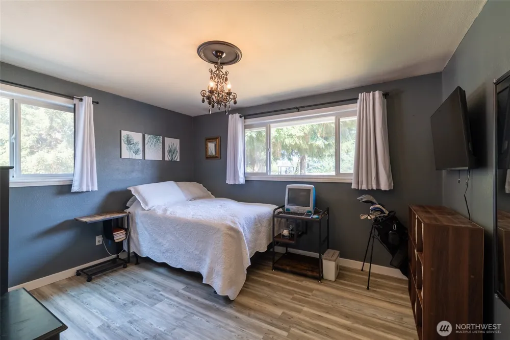 361 Penning Road Chehalis, WA 98532