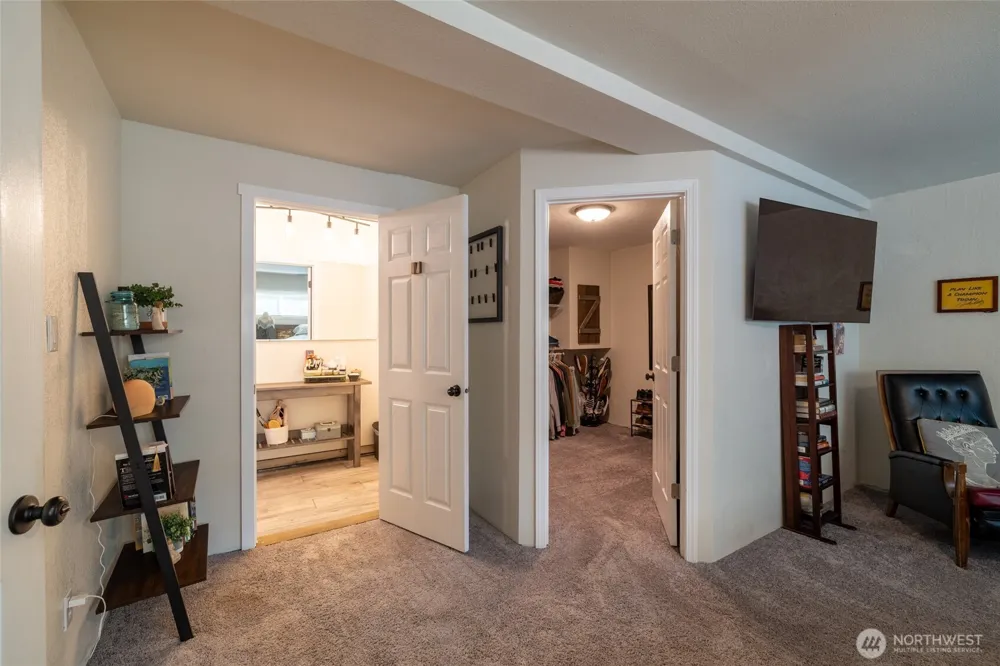 361 Penning Road Chehalis, WA 98532