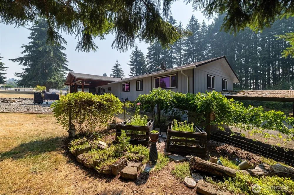 361 Penning Road Chehalis, WA 98532
