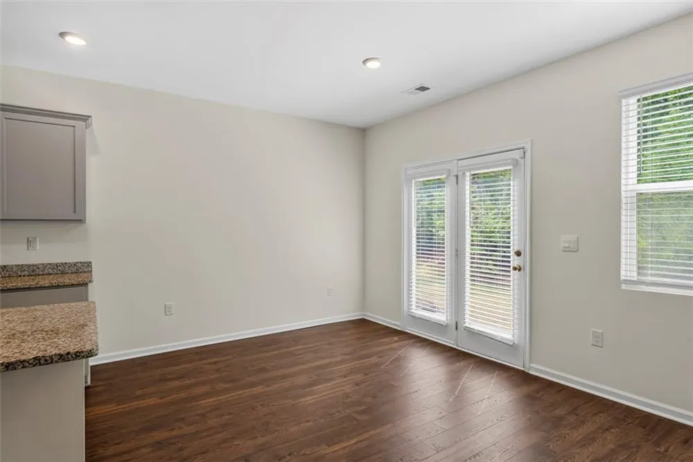 174 Hampton Circle McDonough, GA 30253