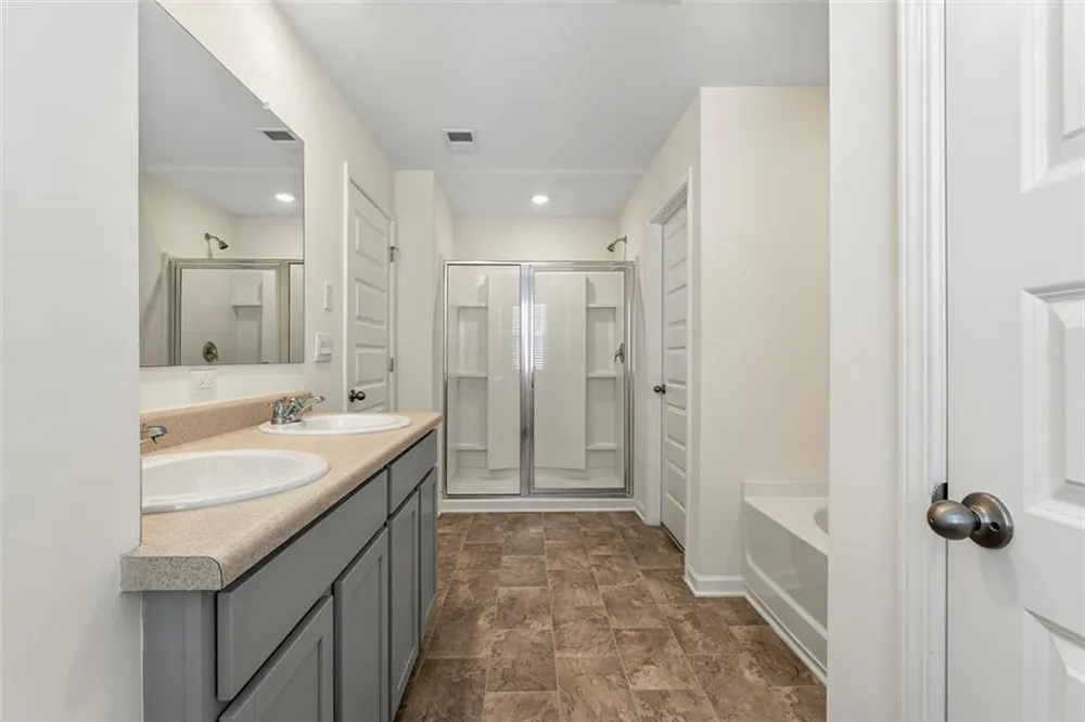 174 Hampton Circle McDonough, GA 30253
