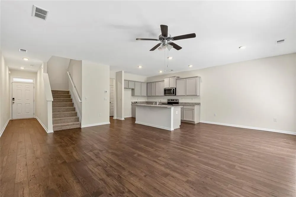 174 Hampton Circle McDonough, GA 30253