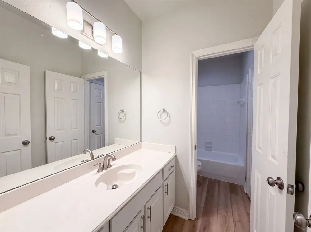 1221 Old Oak Trail Flower Mound, TX 75028