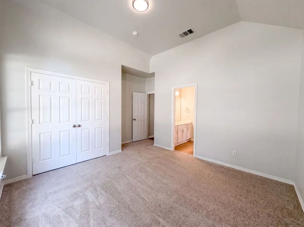 1221 Old Oak Trail Flower Mound, TX 75028