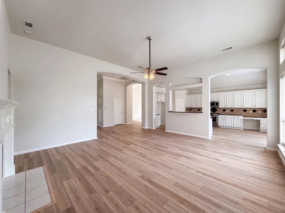 1221 Old Oak Trail Flower Mound, TX 75028