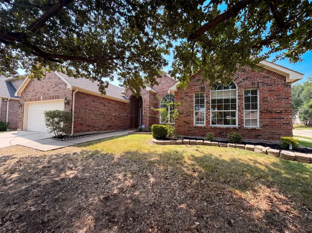 1221 Old Oak Trail Flower Mound, TX 75028