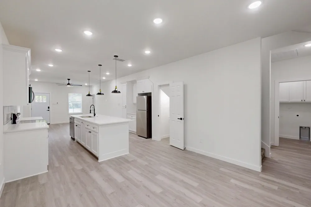 1213 Mill Street #A Gainesville, TX 76240