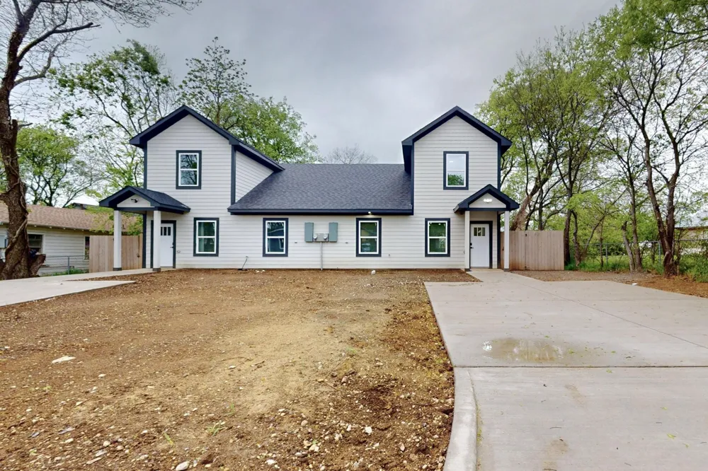 1213 Mill Street #A Gainesville, TX 76240