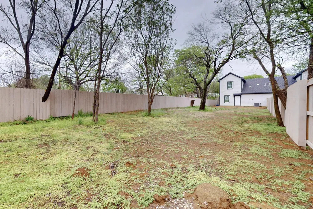 1213 Mill Street #A Gainesville, TX 76240