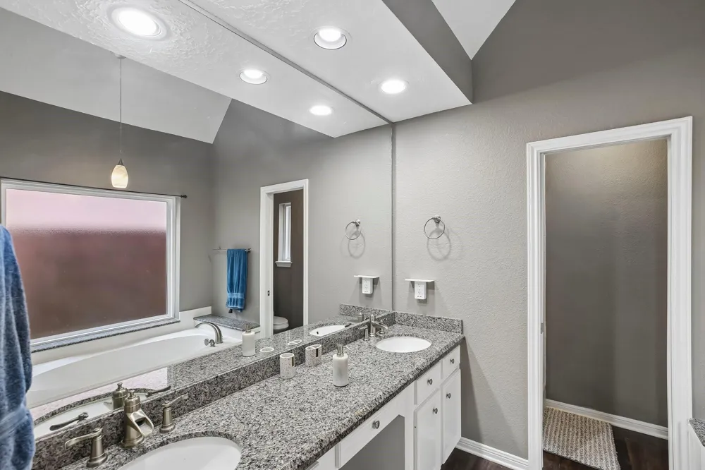 3716 Masters Court League City, TX 77573