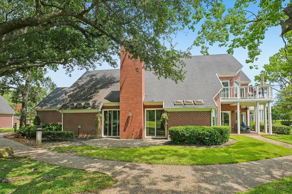 3716 Masters Court League City, TX 77573