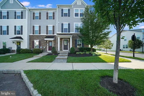 227 QUARRY POINT ROAD