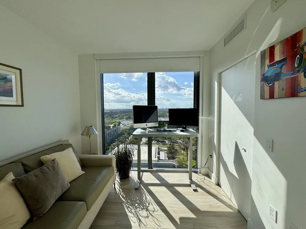 121 NE 34th Street #1116 Miami, FL 33137