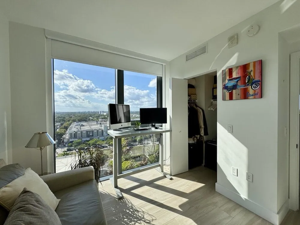 121 NE 34th Street #1116 Miami, FL 33137