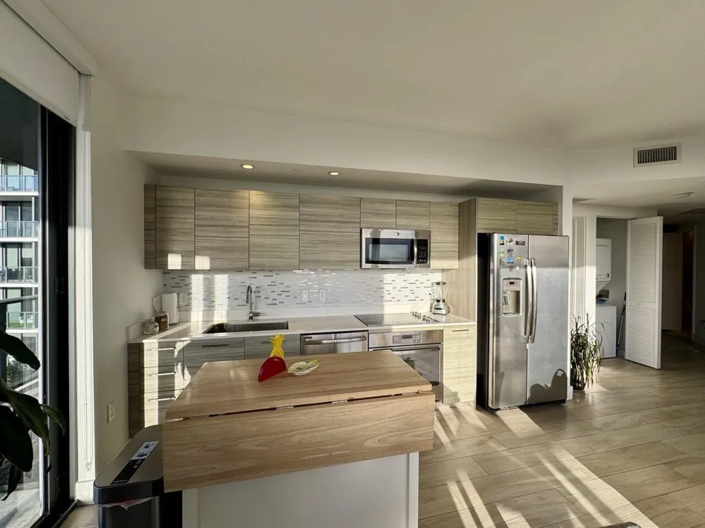 121 NE 34th Street #1116 Miami, FL 33137