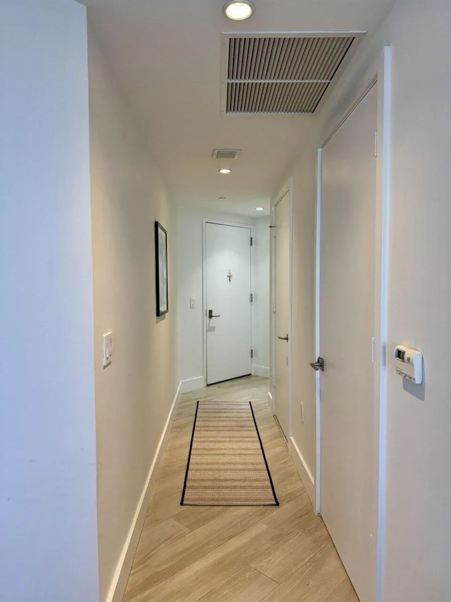 121 NE 34th Street #1116 Miami, FL 33137