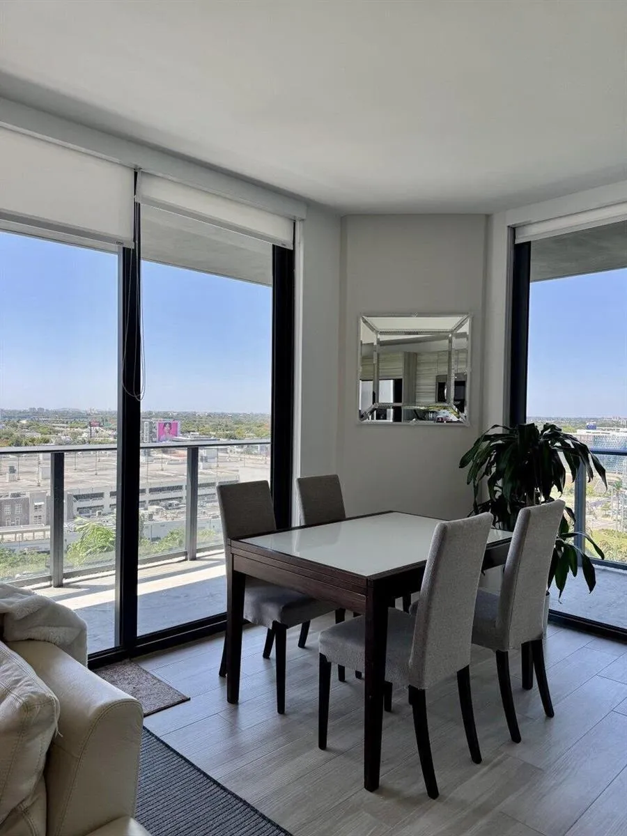 121 NE 34th Street #1116 Miami, FL 33137