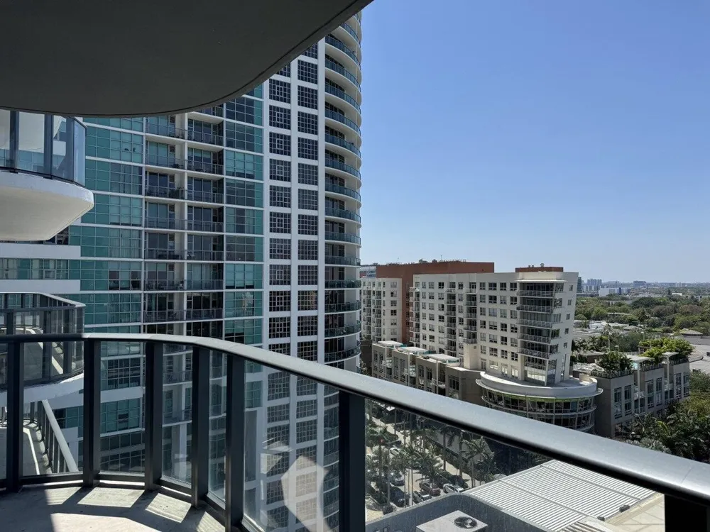 121 NE 34th Street #1116 Miami, FL 33137