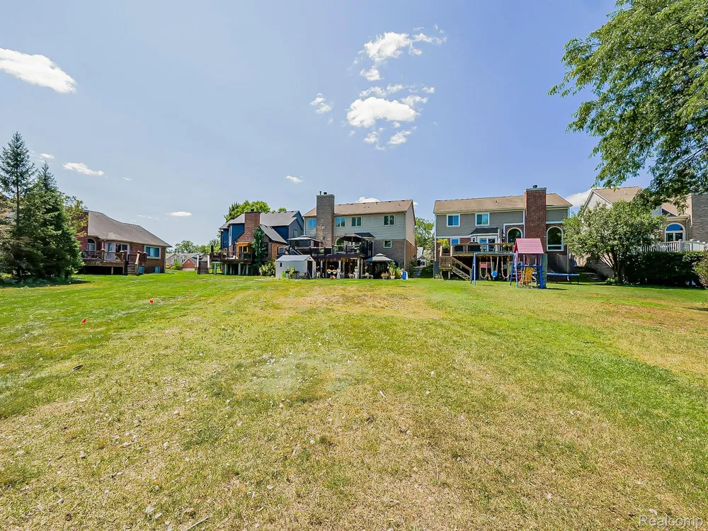 13340 Andover Drive Plymouth Charter Township, MI 48170