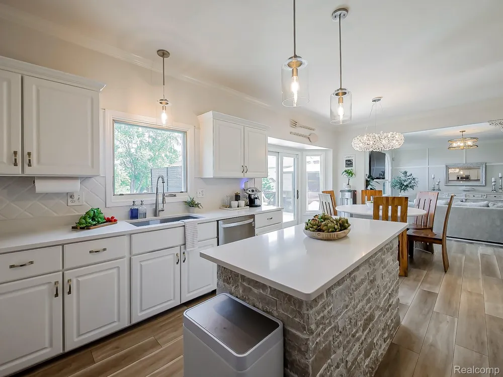 13340 Andover Drive Plymouth Charter Township, MI 48170