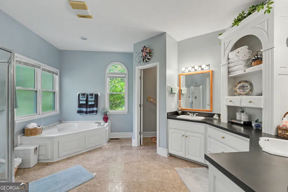 285 Sunset View RD Cleveland, GA 30528