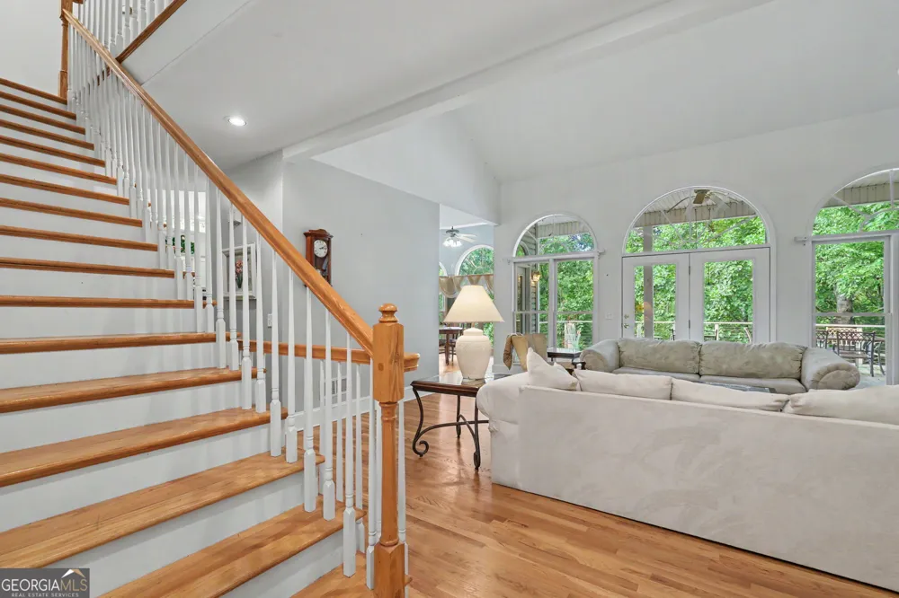 285 Sunset View RD Cleveland, GA 30528