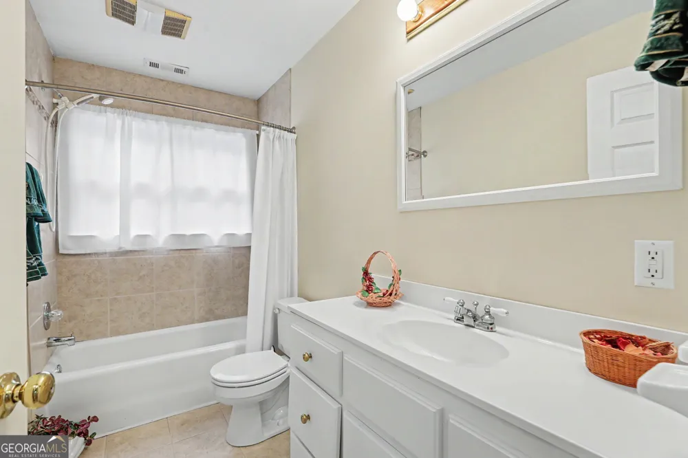 285 Sunset View RD Cleveland, GA 30528