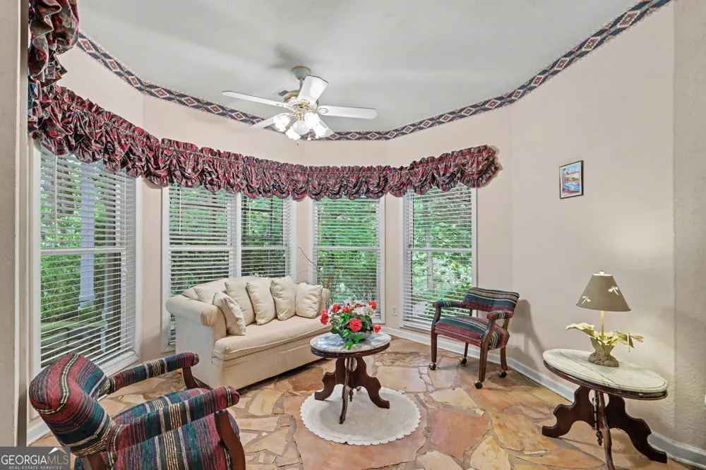 285 Sunset View RD Cleveland, GA 30528