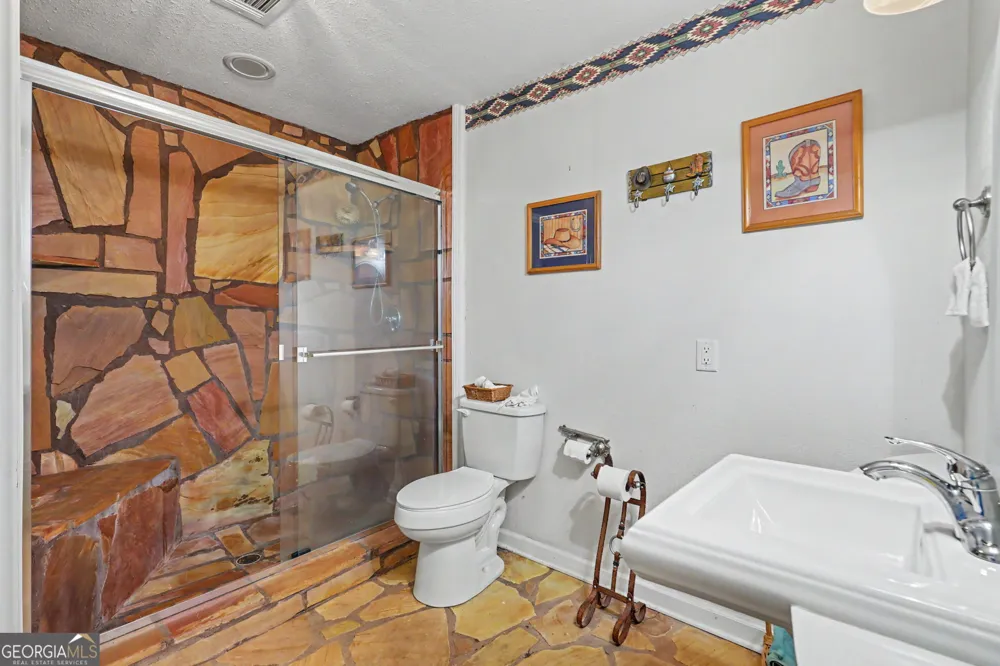 285 Sunset View RD Cleveland, GA 30528