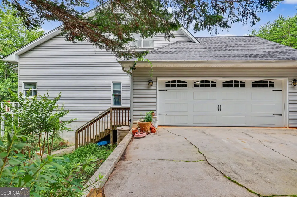 285 Sunset View RD Cleveland, GA 30528