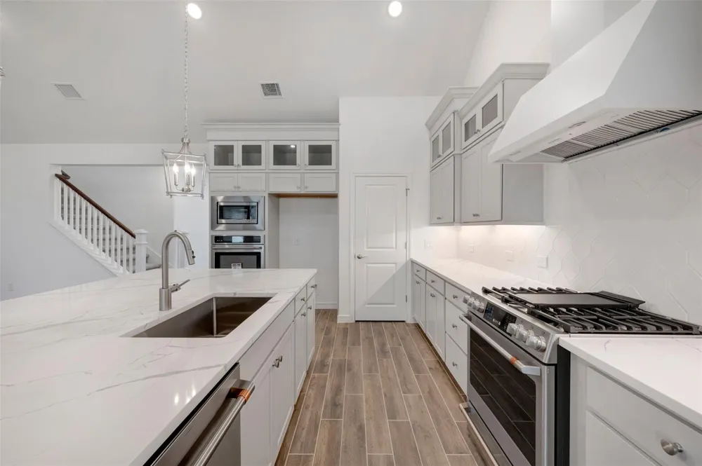 12926 Old Fashion Circle Mont Belvieu, TX 77535