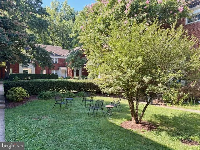 1244 MARTHA CUSTIS DRIVE Alexandria, VA 22302