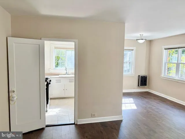 1244 MARTHA CUSTIS DRIVE Alexandria, VA 22302
