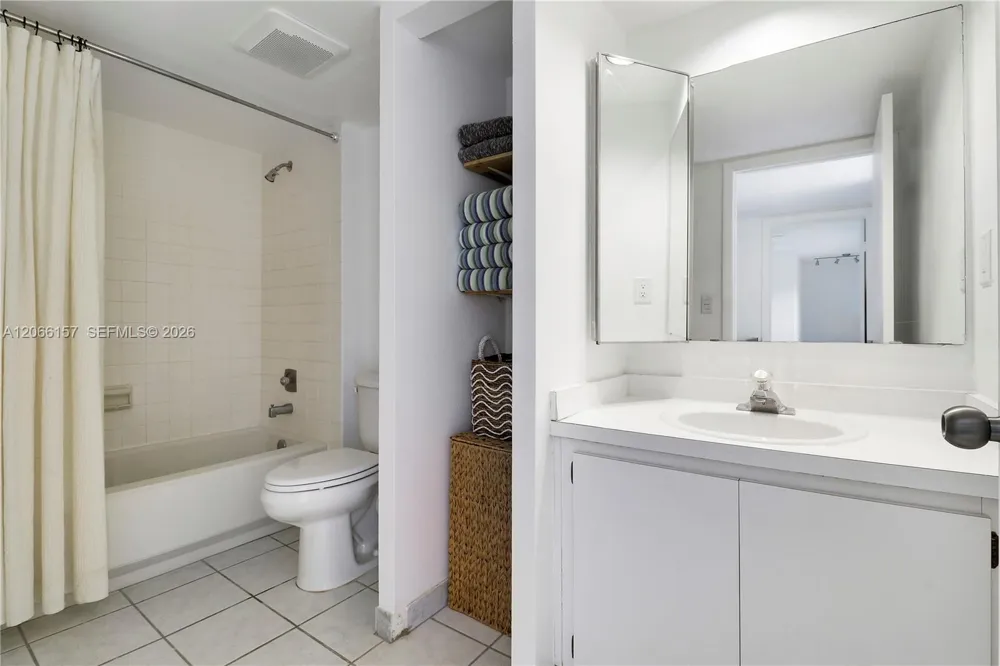 5606 SE Riverboat Dr Stuart, FL 34997