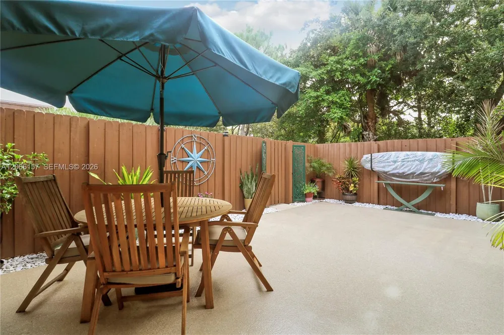 5606 SE Riverboat Dr Stuart, FL 34997