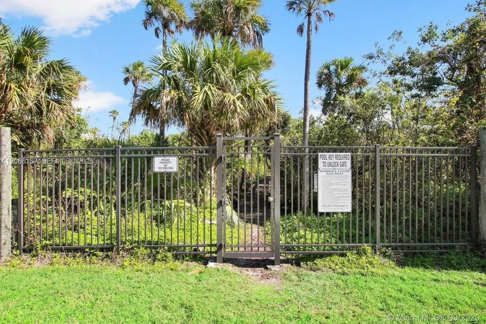 5606 SE Riverboat Dr Stuart, FL 34997