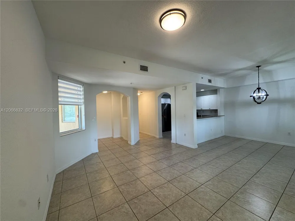 10885 NW 89th Ter #113 Doral, FL 33178