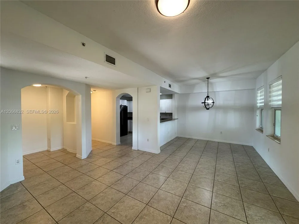 10885 NW 89th Ter #113 Doral, FL 33178