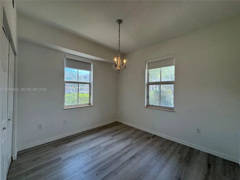 10885 NW 89th Ter #113 Doral, FL 33178