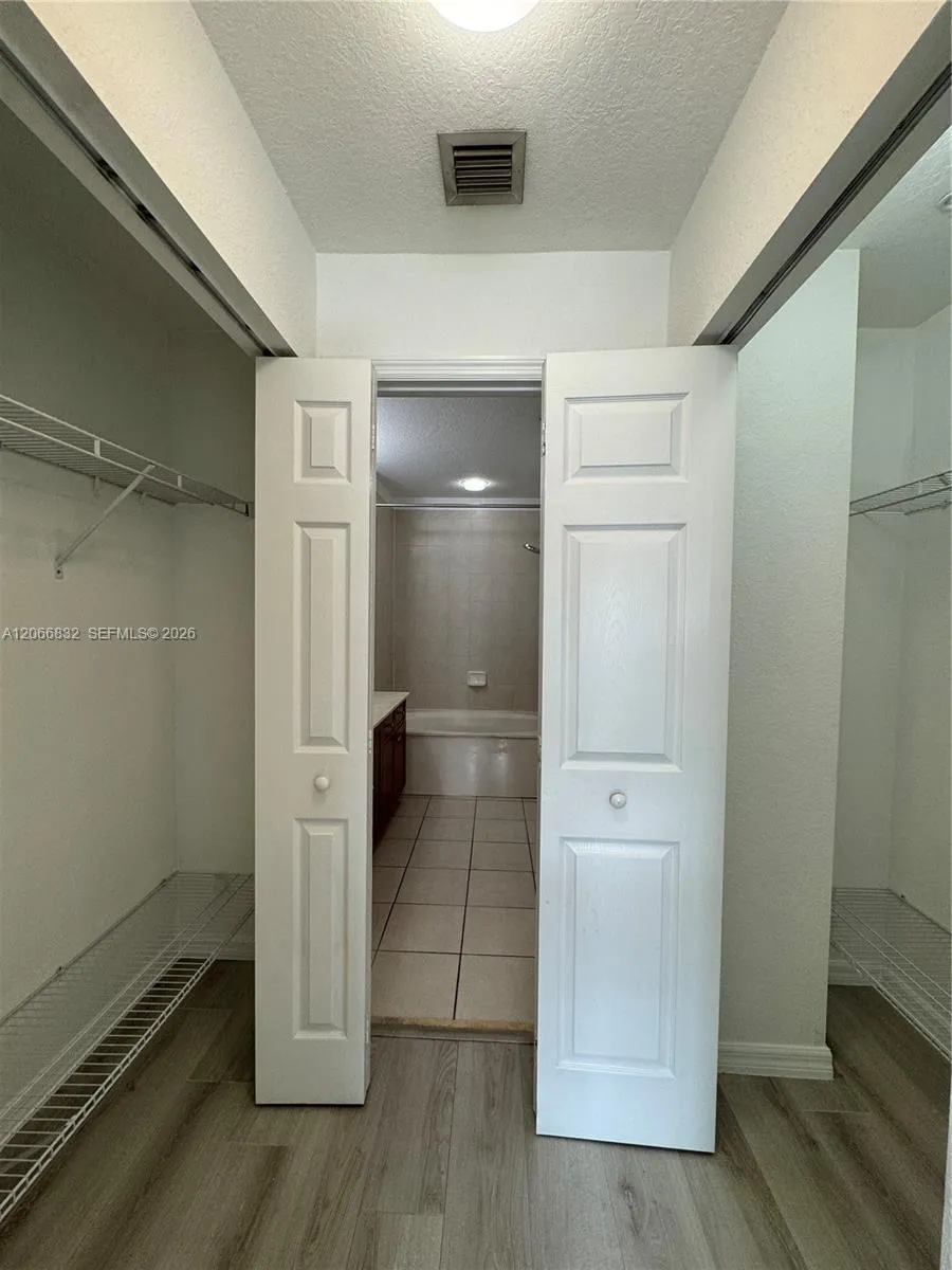 10885 NW 89th Ter #113 Doral, FL 33178