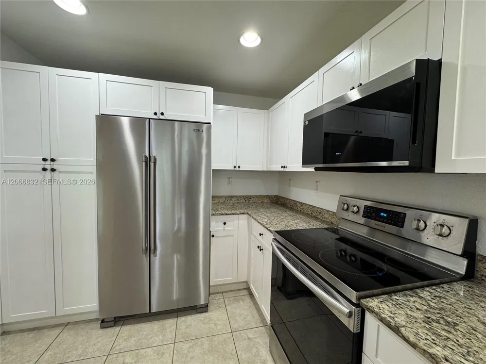 10885 NW 89th Ter #113 Doral, FL 33178