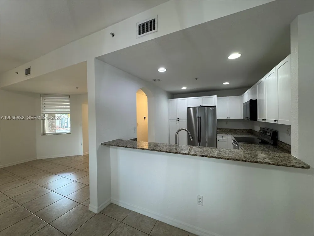 10885 NW 89th Ter #113 Doral, FL 33178