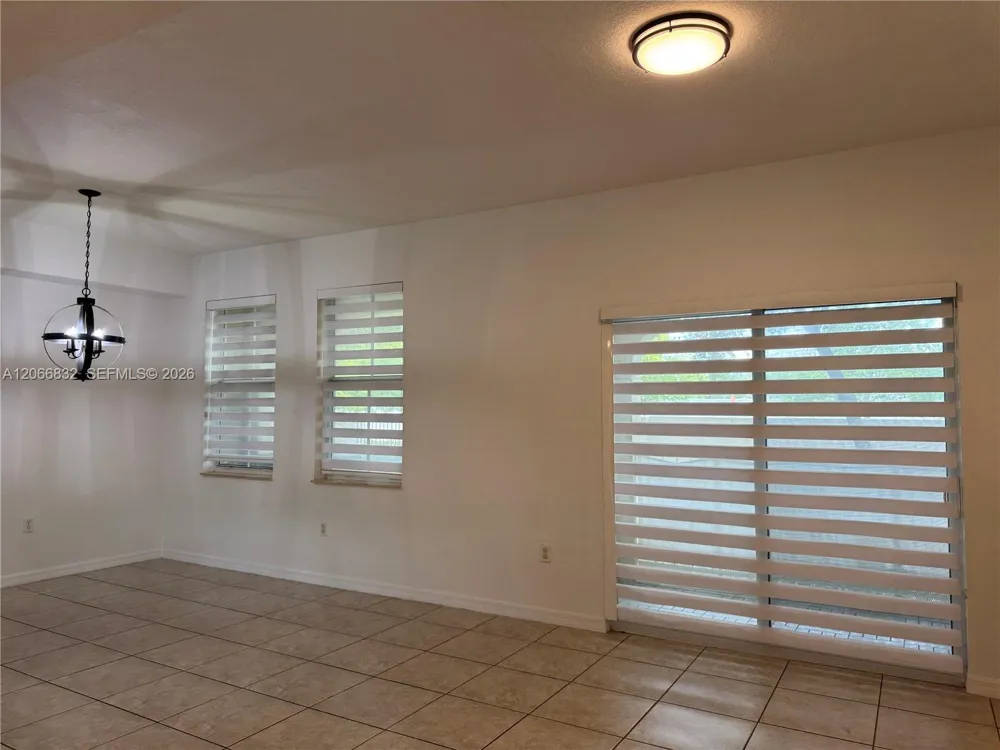10885 NW 89th Ter #113 Doral, FL 33178