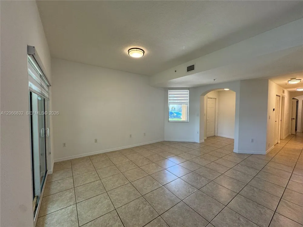 10885 NW 89th Ter #113 Doral, FL 33178
